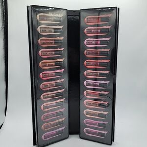 Max Studio Lip Oil Collection NWT #2749
